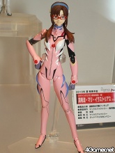画像ギャラリー No.040のサムネイル画像 / 幕張メッセのホール1からホール8まで，ぶち抜きで開催された「ワンダーフェスティバル2010［冬］」で新作フィギュアの波に揉まれてきました