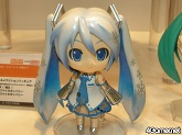 画像ギャラリー No.086のサムネイル画像 / 幕張メッセのホール1からホール8まで，ぶち抜きで開催された「ワンダーフェスティバル2010［冬］」で新作フィギュアの波に揉まれてきました