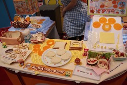 画像ギャラリー No.044のサムネイル画像 / 「東京おもちゃショー2010」開幕，ゲーム関連の商品からローテク/ハイテク織り交ぜた最新玩具をレポート