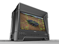 見た目はまるで軍用PC？ 24インチディスプレイを側面に取り付けたPCケースがマイルストーンから登場。採用PCは11月下旬から発売