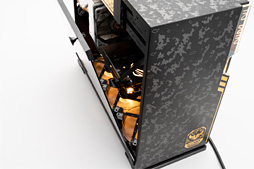 画像ギャラリー No.022のサムネイル画像 / ASUSの「TUF GAMING」とコラボしたアークのゲームPC,その見どころは? CROYDON「CY-IC6Z37A-IWTF」をテスト