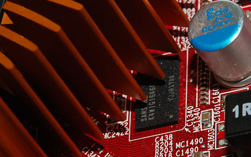 画像ギャラリー No.004のサムネイル画像 / ［COMPUTEX］これって“HD 4750”？　GDDR3メモリを組み合わせたATI Radeon HD 4770カードを発見