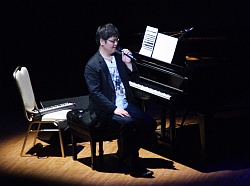 画像ギャラリー No.008のサムネイル画像 / 音楽に対する“終わりなき愛”に満ちていた,作曲家 伊藤賢治さんの音楽活動20周年記念公演「gentle echo meeting 2」をレポート