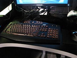 画像ギャラリー No.023のサムネイル画像 / ［TGS 2009］性能よりも構造に惚れる。予想以上にヤバかったAlienwareのゲーマー向けPC