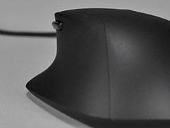 画像ギャラリー No.010のサムネイル画像 / 【PR】“G9xの色違い”に非ず！ 「Alienware TactX Mouse」は，ゲーマーの有力な選択肢だ