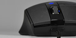 画像ギャラリー No.013のサムネイル画像 / 【PR】“G9xの色違い”に非ず！ 「Alienware TactX Mouse」は，ゲーマーの有力な選択肢だ