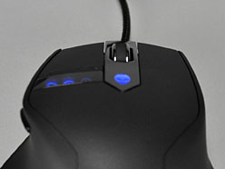 画像ギャラリー No.018のサムネイル画像 / 【PR】“G9xの色違い”に非ず！ 「Alienware TactX Mouse」は，ゲーマーの有力な選択肢だ