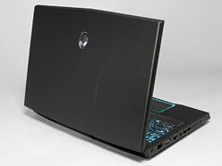 画像ギャラリー No.002のサムネイル画像 / 【PR】第3世代「ALIENWARE M17x」登場。ゲーマー向けノートPCはついに機能面でデスクトップPCを超えた