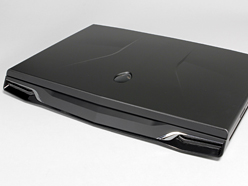 画像ギャラリー No.008のサムネイル画像 / 【PR】第3世代「ALIENWARE M17x」登場。ゲーマー向けノートPCはついに機能面でデスクトップPCを超えた