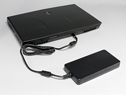 画像ギャラリー No.009のサムネイル画像 / 【PR】第3世代「ALIENWARE M17x」登場。ゲーマー向けノートPCはついに機能面でデスクトップPCを超えた