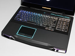 画像ギャラリー No.011のサムネイル画像 / 【PR】第3世代「ALIENWARE M17x」登場。ゲーマー向けノートPCはついに機能面でデスクトップPCを超えた
