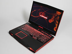 画像ギャラリー No.002のサムネイル画像 / 【PR】これは“ガチ対戦”向けだ。「ALIENWARE M17x」の120Hz液晶モデルが持つポテンシャルに感嘆する