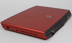 画像ギャラリー No.004のサムネイル画像 / 【PR】これは“ガチ対戦”向けだ。「ALIENWARE M17x」の120Hz液晶モデルが持つポテンシャルに感嘆する