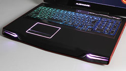 画像ギャラリー No.012のサムネイル画像 / 【PR】これは“ガチ対戦”向けだ。「ALIENWARE M17x」の120Hz液晶モデルが持つポテンシャルに感嘆する
