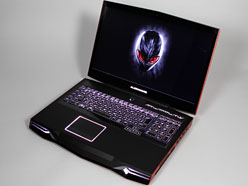 画像ギャラリー No.002のサムネイル画像 / 【PR】疑いなく速い「ALIENWARE M18x」。「ハイエンドデスクトップPCと同じ性能」がノートPCに収まった