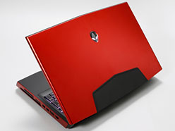画像ギャラリー No.003のサムネイル画像 / 【PR】疑いなく速い「ALIENWARE M18x」。「ハイエンドデスクトップPCと同じ性能」がノートPCに収まった