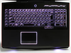 画像ギャラリー No.009のサムネイル画像 / 【PR】疑いなく速い「ALIENWARE M18x」。「ハイエンドデスクトップPCと同じ性能」がノートPCに収まった