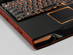 画像ギャラリー No.015のサムネイル画像 / 【PR】ゲーム性能とサイズの絶妙なバランス。「ALIENWARE M14x」は，ちょうどいい14インチノートPCだった