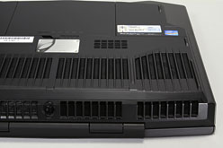 画像ギャラリー No.009のサムネイル画像 / 【PR】「最強vs.最強」。ALIENWARE M18xのHD 6990M CFXモデルとGTX 580M SLIモデル，頂上決戦