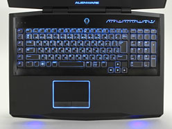 画像ギャラリー No.012のサムネイル画像 / 【PR】「最強vs.最強」。ALIENWARE M18xのHD 6990M CFXモデルとGTX 580M SLIモデル，頂上決戦