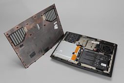 画像ギャラリー No.027のサムネイル画像 / 【PR】第2世代の「ALIENWARE M14x」登場。ほかより一回り小さな本格派は，Ivy Bridge＋Kepler搭載でここまで進化した 