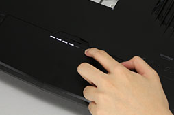 画像ギャラリー No.024のサムネイル画像 / 【PR】何もあきらめなかったノートPC。第4世代「ALIENWARE M17x」の圧倒的な完成度に惚れる