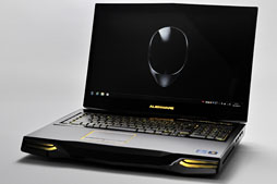 画像ギャラリー No.002のサムネイル画像 / 【PR】「ALIENWARE M18x」の最速伝説に新たな1ページ。第2世代モデルはGTX 680搭載のデスクトップPCより速かった