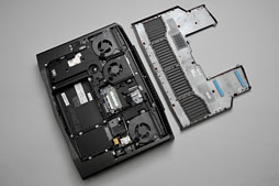 画像ギャラリー No.005のサムネイル画像 / 【PR】「ALIENWARE M18x」の最速伝説に新たな1ページ。第2世代モデルはGTX 680搭載のデスクトップPCより速かった