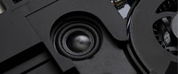 画像ギャラリー No.012のサムネイル画像 / 【PR】「ALIENWARE M18x」の最速伝説に新たな1ページ。第2世代モデルはGTX 680搭載のデスクトップPCより速かった