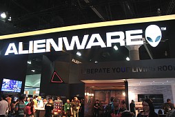 画像ギャラリー No.006のサムネイル画像 / ［E3 2014］Alienware，ゲームに特化した小型PC「ALIENWARE Alpha」を発表。発売は2014年末で，日本展開も予定