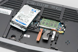 画像ギャラリー No.012のサムネイル画像 / 「ALIENWARE 17」「ALIENWARE 15」「ALIENWARE 13」一挙検証（1）「ゲーマー向けノートPCの代名詞」最新モデルが持つ速度性能を明らかにする