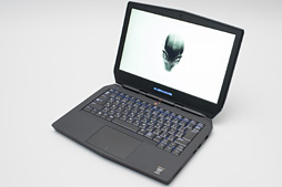 画像ギャラリー No.014のサムネイル画像 / 「ALIENWARE 17」「ALIENWARE 15」「ALIENWARE 13」一挙検証（1）「ゲーマー向けノートPCの代名詞」最新モデルが持つ速度性能を明らかにする