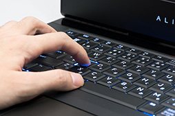 画像ギャラリー No.019のサムネイル画像 / 「ALIENWARE 17 R4」「ALIENWARE 15 R3」レビュー。GTX 10世代となった新世代ノートPCの性能と,視線追跡デバイスの使い勝手を検証