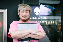 画像ギャラリー No.025のサムネイル画像 / 【PR】「NEW ALIENWARE 13 OLED VR」×バイオハザード7×男色ディーノ。有機ELパネル搭載ノートPCはゲームに何をもたらすか，プロレスラーが考えてみた
