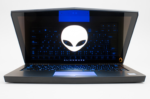 画像ギャラリー No.048のサムネイル画像 / 「ALIENWARE 13 R3 OLED」レビュー。国内初登場となった「有機ELパネル搭載のゲーマー向けノートPC」は買いか？