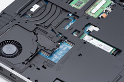 画像ギャラリー No.068のサムネイル画像 / 「ALIENWARE 17 R5」レビュー。17.3型の120Hz液晶パネル搭載ノートPCは高いコストを払うだけの価値がある