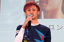 画像ギャラリー No.006のサムネイル画像 / ALIENWAREが大阪のプロゲームチーム「CYCLOPS athlete gaming」とのスポンサー契約を発表。ディスプレイやノートPC新製品も披露