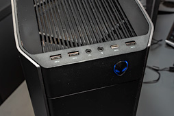 画像ギャラリー No.004のサムネイル画像 / 薄型ノートPC「ALIENWARE m15」はどんなゲーマー向け? 「Aurora R8」は手動OCがメーカーサポート対象!? 製品担当者にいろいろ聞いてきた