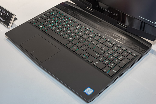 画像ギャラリー No.006のサムネイル画像 / 薄型ノートPC「ALIENWARE m15」はどんなゲーマー向け? 「Aurora R8」は手動OCがメーカーサポート対象!? 製品担当者にいろいろ聞いてきた