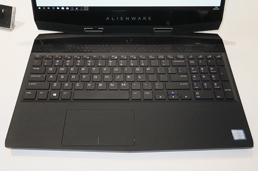 画像ギャラリー No.009のサムネイル画像 / 薄型ノートPC「ALIENWARE m15」はどんなゲーマー向け? 「Aurora R8」は手動OCがメーカーサポート対象!? 製品担当者にいろいろ聞いてきた
