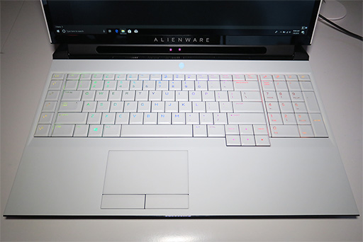 画像ギャラリー No.008のサムネイル画像 / GPUとCPUを後から交換できるモンスターノートPC「ALIENWARE Area-51m」続報。ユーザーがパーツをアップグレードしても保証は切れない