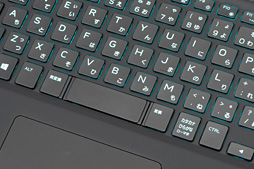 画像ギャラリー No.054のサムネイル画像 / 第1世代「ALIENWARE m15」レビュー。ブランド初の薄型軽量モデルは一点を除いて完成度の高いゲーマー向けノートPCだ