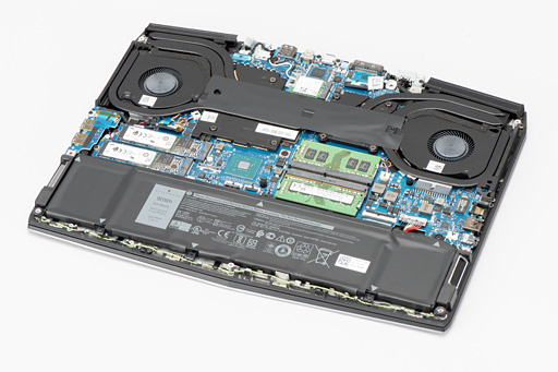 画像ギャラリー No.068のサムネイル画像 / 第1世代「ALIENWARE m15」レビュー。ブランド初の薄型軽量モデルは一点を除いて完成度の高いゲーマー向けノートPCだ
