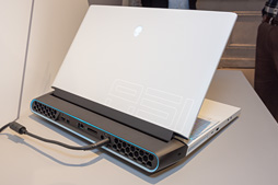 画像ギャラリー No.004のサムネイル画像 / ALIENWAREのボス,エイゾール氏単独インタビュー。GPUとCPUを交換できるArea-51mの秘密と,m15のキーボード改善計画が明らかに