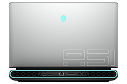 画像ギャラリー No.016のサムネイル画像 / 写真とインタビューで紐解くDellの新型ノートPC「ALIENWARE m15 R2」。第1世代から大きく変わったデザインを採用した理由とは?