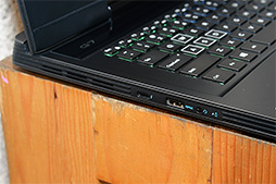 画像ギャラリー No.018のサムネイル画像 / Dell，デザイン一新の新型ノートPC「ALIENWARE m15 R2＆m17 R2」を国内発売。「Dell G7 17」などの新製品も披露された発表会をレポート