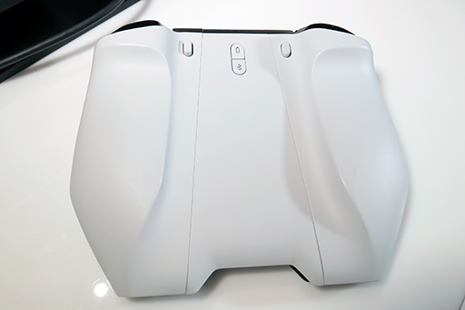 画像ギャラリー No.011のサムネイル画像 / Dellが作った“巨大Switch風”のコンセプトゲームPC「Concept UFO」を写真でチェック