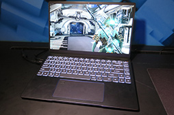 画像ギャラリー No.013のサムネイル画像 / Dellが作った“巨大Switch風”のコンセプトゲームPC「Concept UFO」を写真でチェック