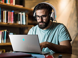 画像ギャラリー No.001のサムネイル画像 / Dell，RTX 30シリーズ搭載ゲームノートPC「ALIENWARE m15 R4」および「ALIENWARE m17 R4」を発表