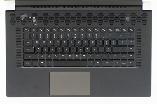 画像ギャラリー No.008のサムネイル画像 / 写真で見る「ALIENWARE x17」。薄さ約21mmの筐体を採用した「ALIENWARE史上最薄」の17級ノートPC